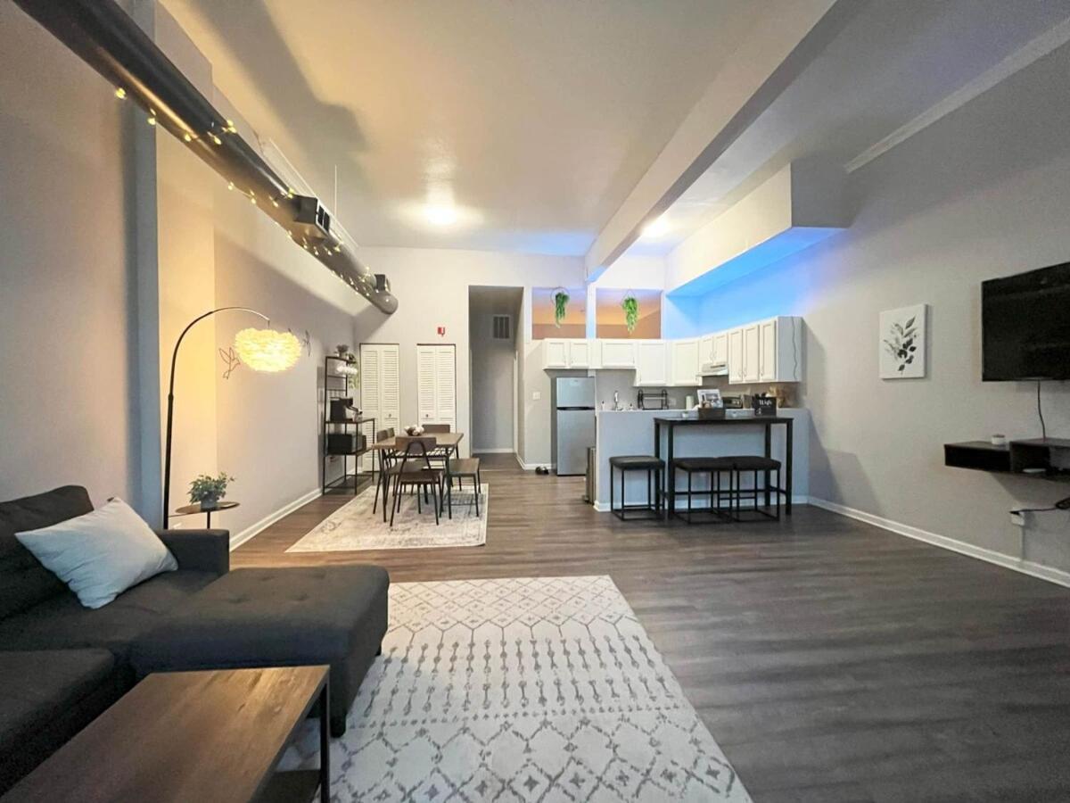 Апартаменти Downtown Cleveland -Modern First Floor Unit Екстер'єр фото